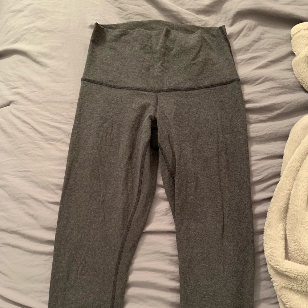 LULULEMON GREY WUNDER UNDER